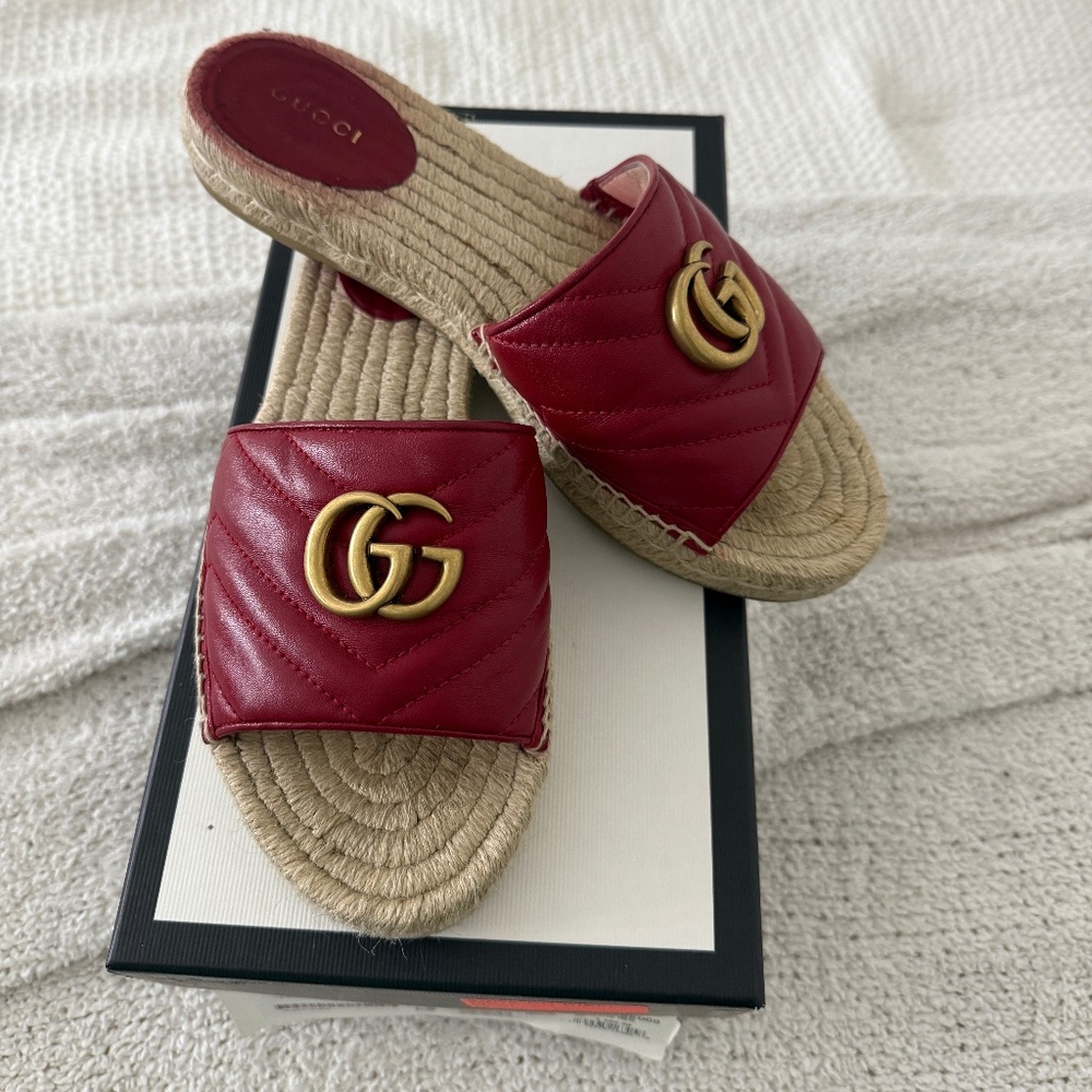 Gucci sandals